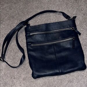 Elegant Dark Blue Leather Crossbody Bag